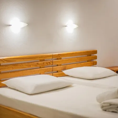 Stefania By Estia Aparthotel 5*